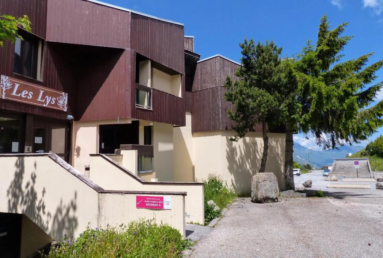 Travelski Home Select - Residence Les Lys Saint-Martin-de-Belleville France